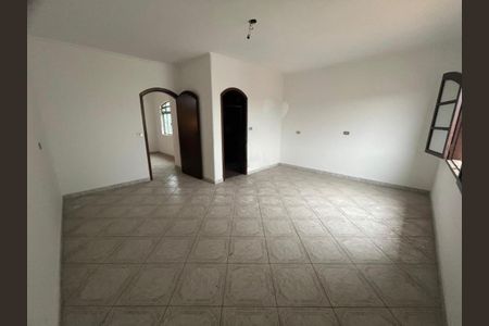 Casa à venda com 4 quartos, 400m² em Jardim Domitila, São Paulo