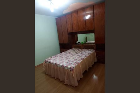 Casa à venda com 4 quartos, 200m² em Conjunto Residencial Ingai, São Paulo