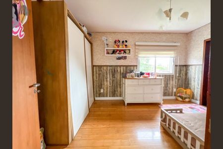 Casa à venda com 5 quartos, 347m² em Socorro, São Paulo