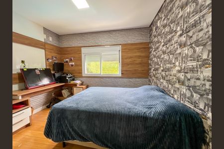 Casa à venda com 5 quartos, 347m² em Socorro, São Paulo