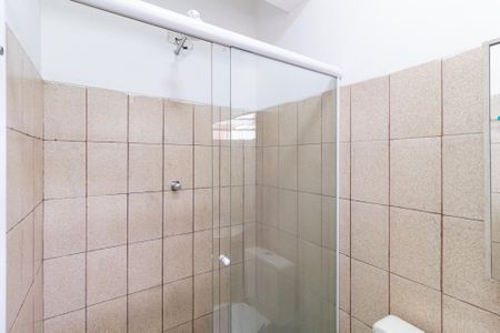 Banheiro de casa para alugar com 1 quarto, 80m² em Vila Veloso, Carapicuíba