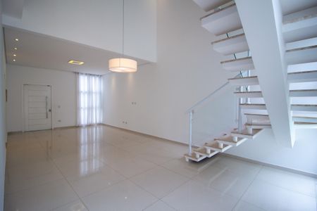 Sala de casa de condomínio para alugar com 4 quartos, 220m² em Loteamento Dinora Rosa, Sorocaba