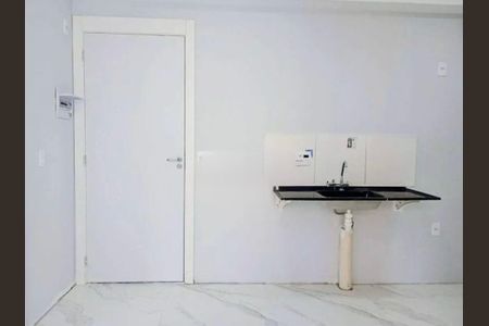 Apartamento para alugar com 2 quartos, 36m² em Jardim Sabara, São Paulo