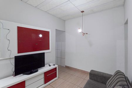 Sala de casa para alugar com 2 quartos, 85m² em Glória, Belo Horizonte