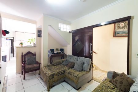 Sala de casa à venda com 3 quartos, 250m² em Vila Rosaria, São Paulo