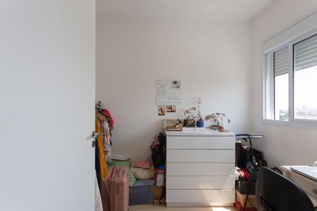 Quarto 1 de apartamento para alugar com 2 quartos, 34m² em Jardim Helena, São Paulo