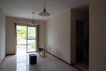 Apartamento à venda com 2 quartos, 85m² em Cantagalo, Niterói