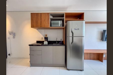 Cozinha de apartamento para alugar com 1 quarto, 27m² em Tatuapé, São Paulo