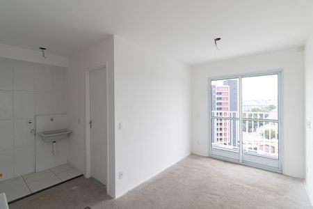 Sala/Cozinha/Área de Serviço de apartamento para alugar com 2 quartos, 39m² em Parque Maria Luiza, São Paulo