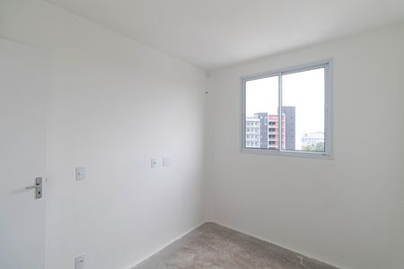 Suíte de apartamento para alugar com 2 quartos, 39m² em Parque Maria Luiza, São Paulo