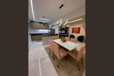Sala de jantar de apartamento para alugar com 3 quartos, 100m² em Setor Campinas, Goiânia