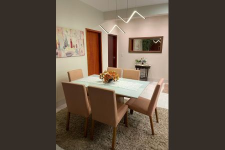 Sala de jantar de apartamento para alugar com 3 quartos, 100m² em Setor Campinas, Goiânia