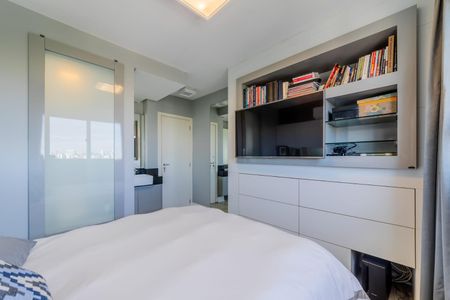 Quarto 1 de apartamento para alugar com 2 quartos, 58m² em Passo d’Areia, Porto Alegre