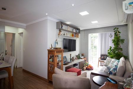 Sala de apartamento à venda com 2 quartos, 60m² em Jardim Vila Galvao, Guarulhos