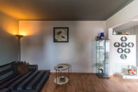 Sala de casa para alugar com 2 quartos, 80m² em Conjunto Habitacional Sao Sebastiao, Mogi das Cruzes