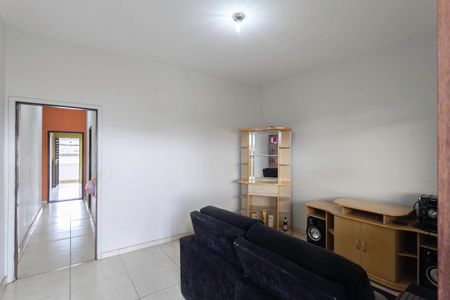 Sala de casa para alugar com 3 quartos, 220m² em Planalto, Belo Horizonte