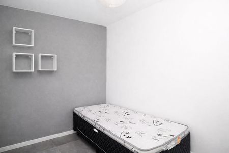 Quarto 1 de apartamento para alugar com 2 quartos, 65m² em Cidade Baixa, Porto Alegre