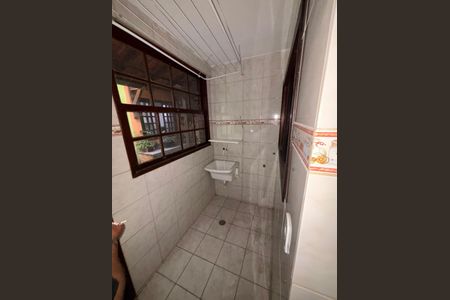 Casa de Condomínio para alugar com 2 quartos, 90m² em Sapê, Niterói