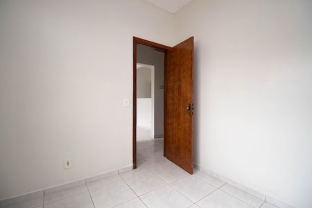 Quarto 1 de apartamento para alugar com 2 quartos, 45m² em Samambaia Sul (samambaia), Brasília