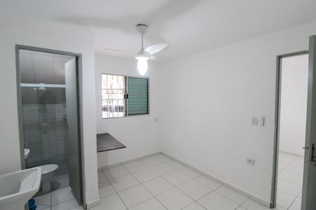Quarto 1 de kitnet/studio para alugar com 1 quarto, 30m² em Rolinópolis, São Paulo