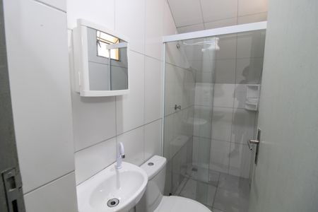 Banheiro do Quarto 1 de kitnet/studio para alugar com 1 quarto, 30m² em Rolinópolis, São Paulo