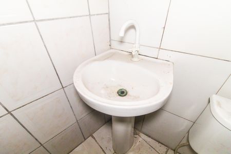 Banheiro de casa para alugar com 1 quarto, 60m² em Lageado, Ferraz de Vasconcelos