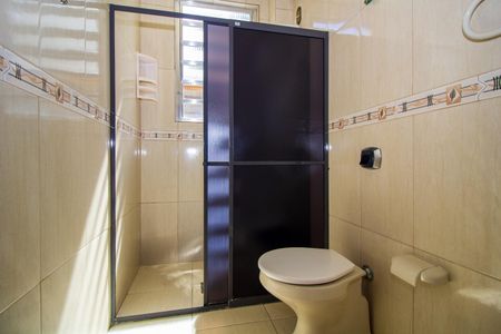 Banheiro de apartamento para alugar com 1 quarto, 52m² em Cristo Redentor, Porto Alegre