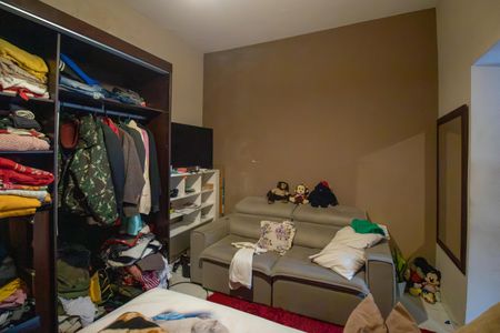 Quarto 1 de casa para alugar com 2 quartos, 90m² em Irajá, Rio de Janeiro