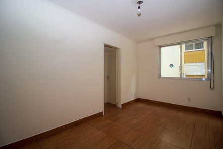 Sala de apartamento para alugar com 2 quartos, 89m² em Azenha, Porto Alegre