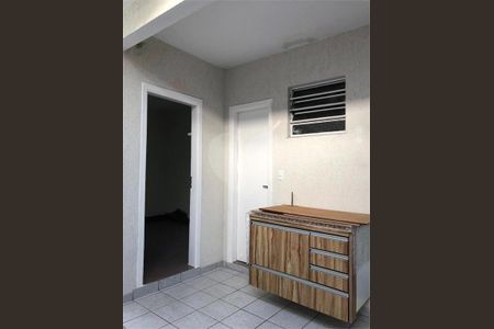 Casa à venda com 3 quartos, 140m² em Jardim Caravelas, São Paulo