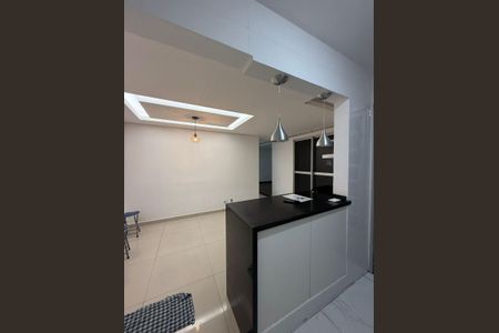 Cozinha de apartamento à venda com 1 quarto, 57m² em Jardim Calux, São Bernardo do Campo