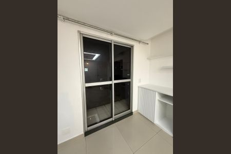 Sala de apartamento à venda com 1 quarto, 57m² em Jardim Calux, São Bernardo do Campo