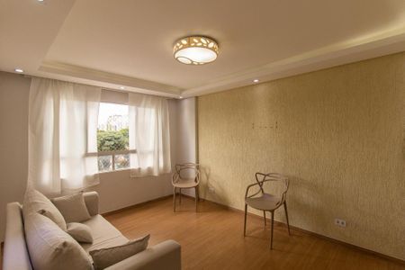 Sala de apartamento para alugar com 3 quartos, 76m² em Portão, Curitiba