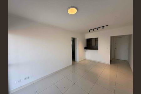 Apartamento para alugar com 2 quartos, 62m² em Vila Romero, São Paulo