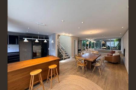 Casa para alugar com 3 quartos, 235m² em Tremembé, São Paulo