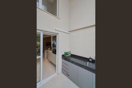 Varanda de apartamento à venda com 3 quartos, 107m² em Sion, Belo Horizonte