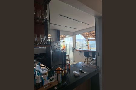 Casa de Condomínio à venda com 3 quartos, 126m² em Vila Madeira, Nova Lima