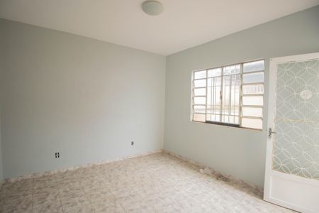 Sala de casa para alugar com 2 quartos, 60m² em Camarão, São Gonçalo