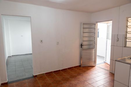 Casa para alugar com 1 quarto, 70m² em Jardim Raposo Tavares, São Paulo