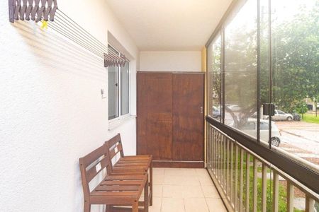 Varanda de apartamento para alugar com 2 quartos, 55m² em Humaitá, Porto Alegre