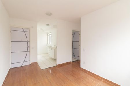 Sala de apartamento para alugar com 2 quartos, 42m² em Vila Popular, São Paulo