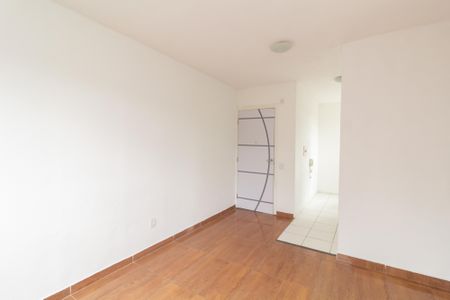 Sala de apartamento para alugar com 2 quartos, 42m² em Vila Popular, São Paulo