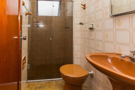 Banheiro de apartamento para alugar com 1 quarto, 40m² em Jardim Botânico, Porto Alegre