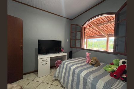 Casa para alugar com 3 quartos, 160m² em Flávio Marques Lisboa, Belo Horizonte