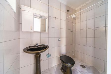 Banheiro de casa para alugar com 1 quarto, 46m² em Jardim Santo Alberto, Santo André