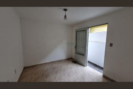 Casa à venda com 3 quartos, 100m² em Vila Industrial, São Paulo