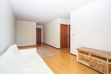 Sala de apartamento para alugar com 2 quartos, 80m² em Vila Ipiranga, Porto Alegre