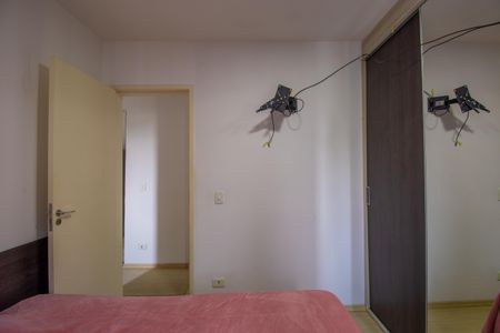 Quarto 1 de apartamento para alugar com 2 quartos, 57m² em Parque Frondoso, Cotia