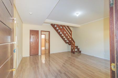 Sala de casa de condomínio para alugar com 2 quartos, 100m² em Rio Branco, Canoas
