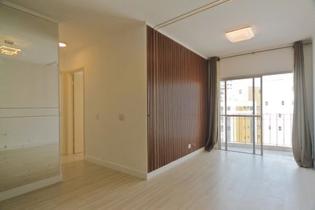 Sala de apartamento para alugar com 2 quartos, 60m² em Chora Menino, São Paulo